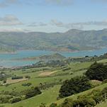 Verre reizen op VakantieReislinks: Lake Akaroa, Nieuw Zeeland